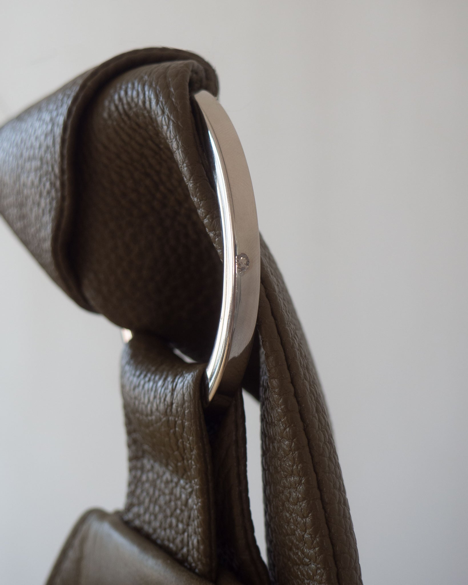Sample Sale: Yuki Bag (Khaki Green)