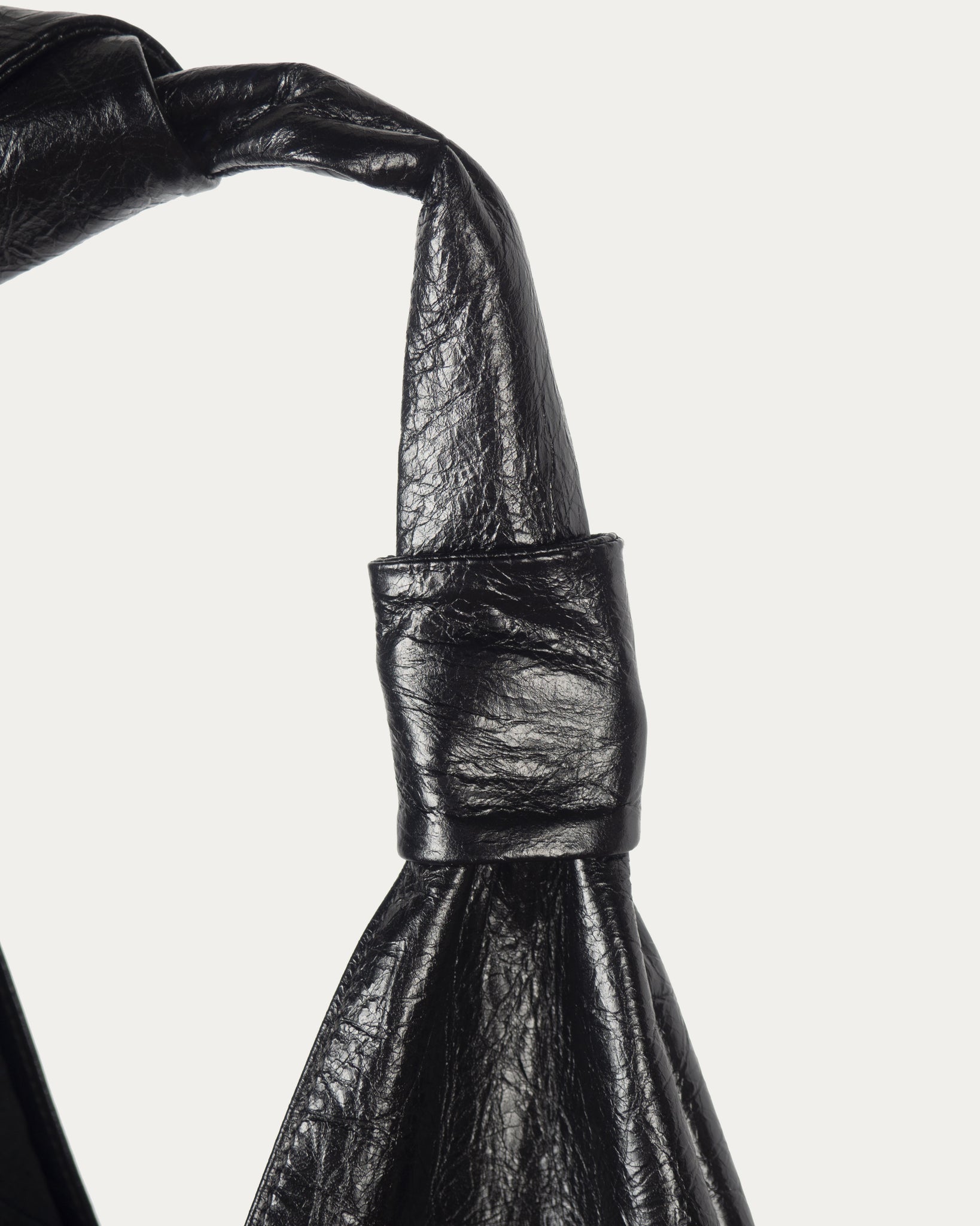 Sample Sale: Yuki Bag (Black II)