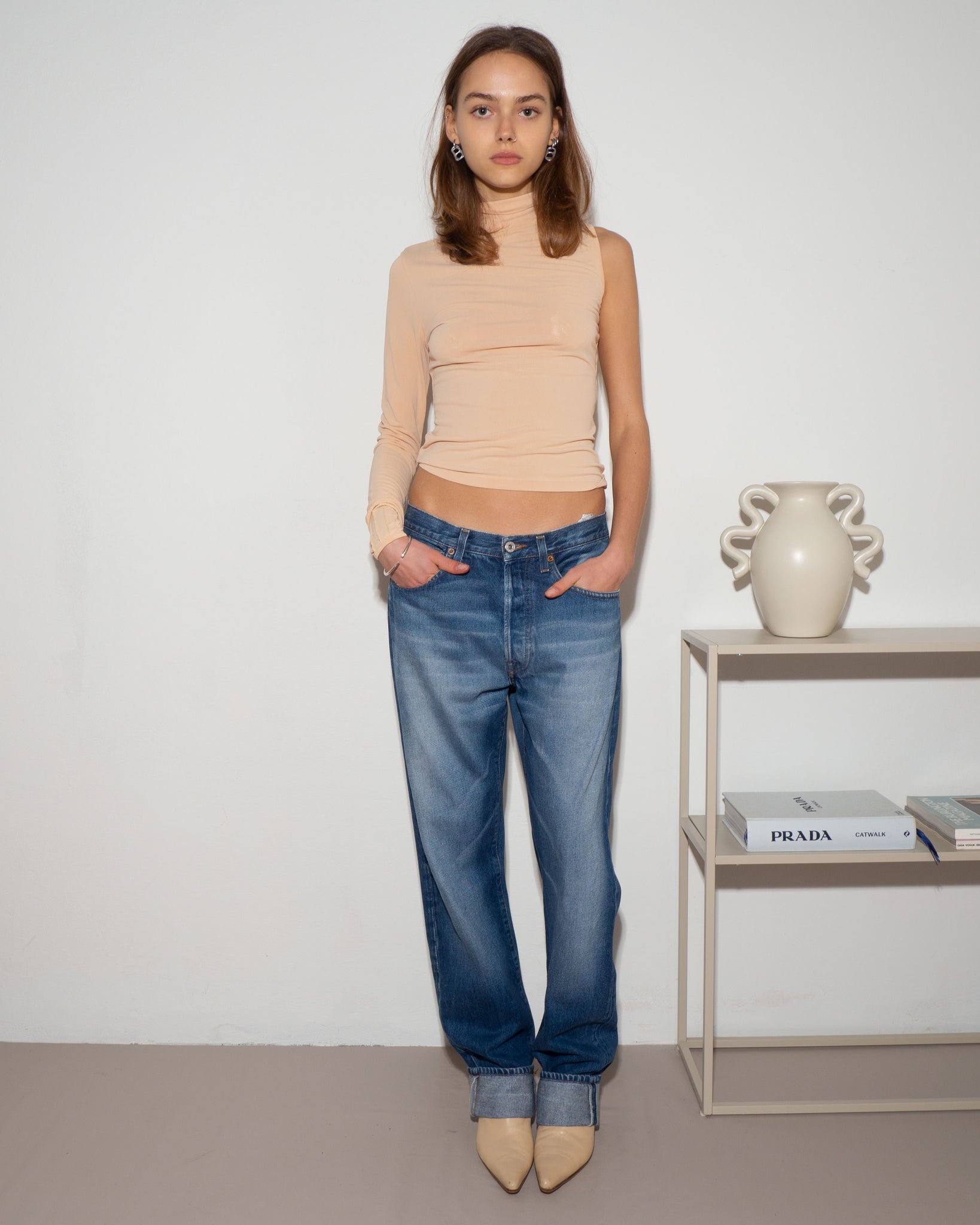 Single Shoulder Top